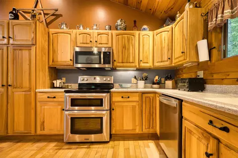 Kitchen - 434 Modoc Hill Rd, Madison, NH 03849 photo 1 of 5