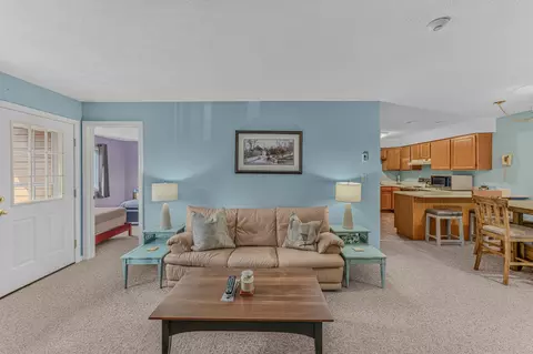 227 Main St #223, Lincoln, NH 03251