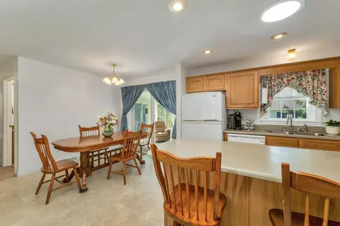 Dining - 63 Sagewood Cir, Hooksett, NH 03106 photo 1 of 2