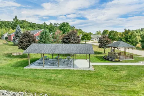 View/Area - 63 Sagewood Cir, Hooksett, NH 03106 photo 4 of 6
