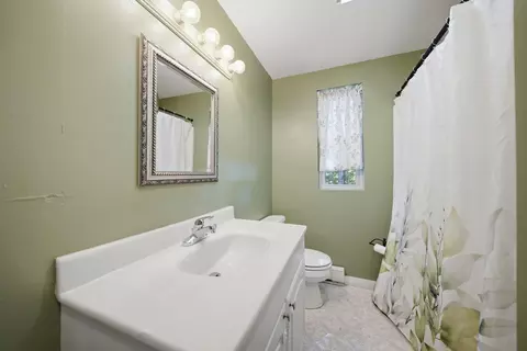 Bath - 96 Babbitt Rd, Franklin, NH 03235 photo 1 of 2
