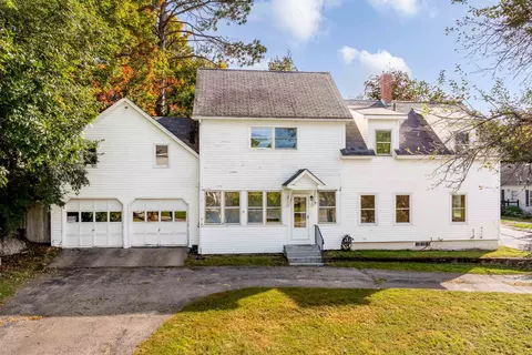 76 Winter St, Newport, NH 03773