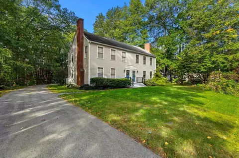 Exterior - 19 Purington Ln #B, Hampton, NH 03842 photo 4 of 8