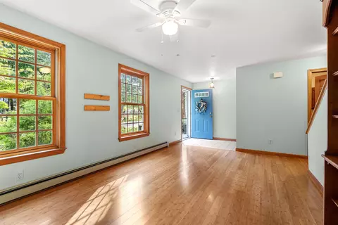Living - 19 Purington Ln #B, Hampton, NH 03842 photo 2 of 3