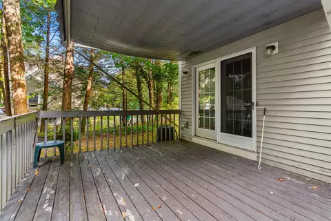 Exterior - 19 Purington Ln #B, Hampton, NH 03842 photo 6 of 8