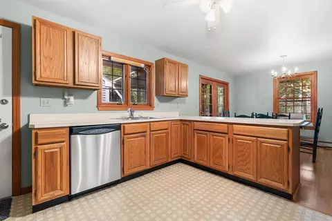 Kitchen - 19 Purington Ln #B, Hampton, NH 03842 photo 3 of 3