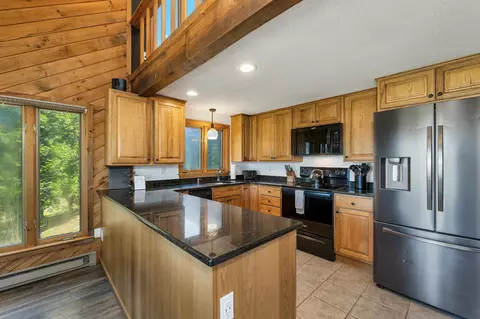 Kitchen - 4 Mountainview Rd #4L, Bartlett, NH 03812 photo 1 of 6