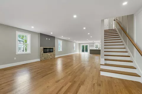 Living - 53 Bagdad Rd, Durham, NH 03824 photo 3 of 8