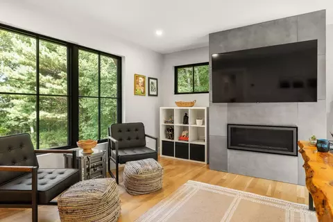 Living - 53 Spring Rd, Rye, NH 03870 photo 5 of 6