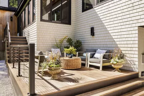 Exterior - 53 Spring Rd, Rye, NH 03870 photo 3 of 8