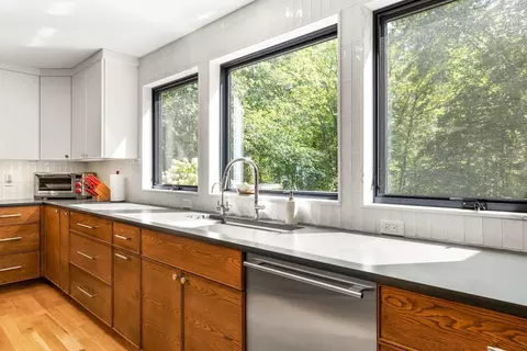 Kitchen - 53 Spring Rd, Rye, NH 03870 photo 5 of 8