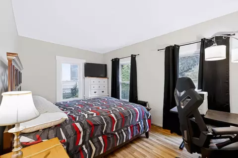 Bedroom - 201 High St, Barton, VT 05822 photo 1 of 10