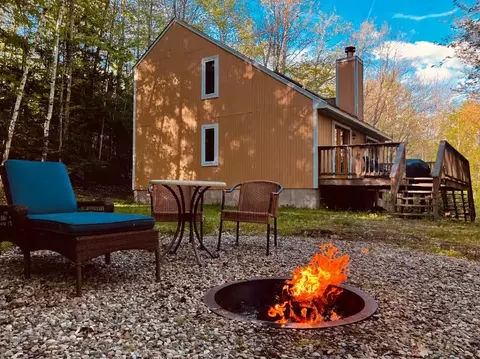 125 Bear Rd, Haverhill, NH 03785