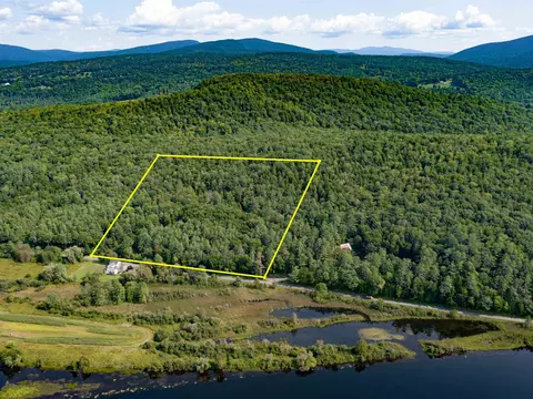 202 River Rd, Lyme, NH 03768