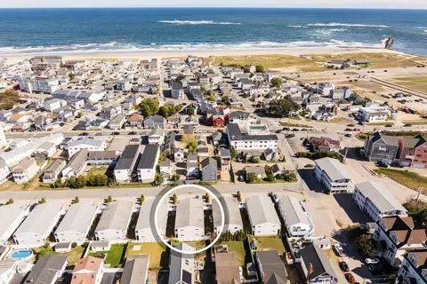 View/Area - 18 Whitten St #B, Hampton, NH 03842 photo 4 of 5