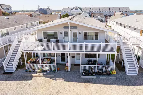 Other - 18 Whitten St #B, Hampton, NH 03842 photo 3 of 4
