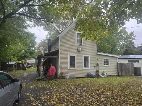 44 Baldwin Ct, Charlestown, NH 03603
