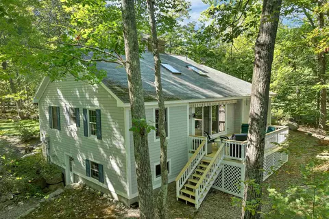 Exterior - 21 Pointe Sewall Rd, Wolfeboro, NH 03894 photo 7 of 11