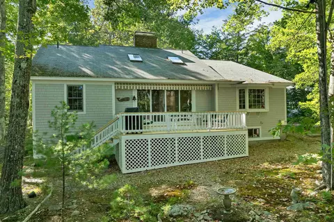 Exterior - 21 Pointe Sewall Rd, Wolfeboro, NH 03894 photo 5 of 11