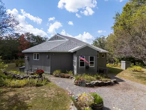 71 Stone Pond Rd, Marlborough, NH 03455