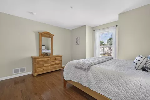 Bedroom - 1465 Hooksett Rd #1017, Hooksett, NH 03106 photo 6 of 10