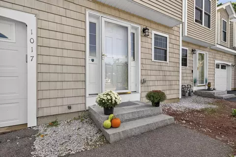 Exterior - 1465 Hooksett Rd #1017, Hooksett, NH 03106 photo 2 of 10