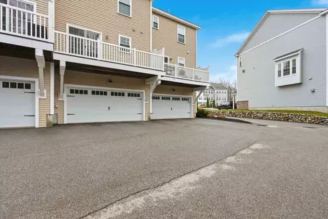 Exterior - 46 Acadia Ln UNIT 58, Exeter, NH 03833 photo 4 of 6