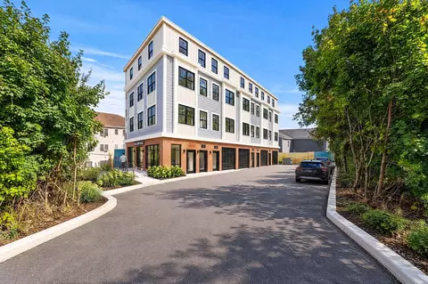 19 School St, Dover, NH 03820