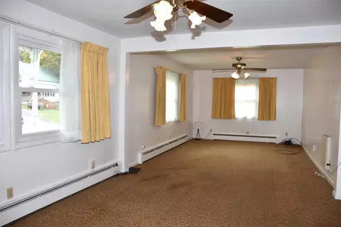 Living - 177 Websterville Rd, Barre, VT 05641 photo 1 of 3