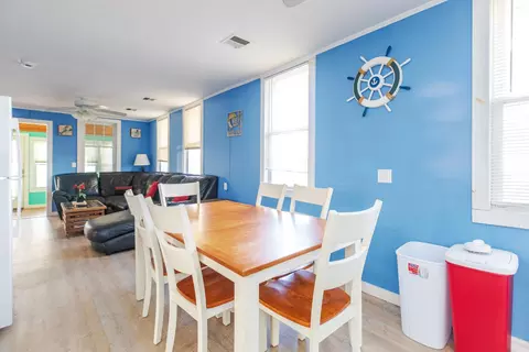 Dining - 15 Perkins Ave, Hampton, NH 03842 photo 2 of 2
