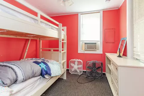Bedroom - 15 Perkins Ave, Hampton, NH 03842 photo 1 of 4