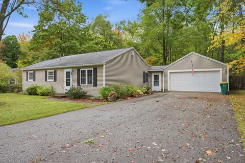 24 Corson St, Rochester, NH 03867