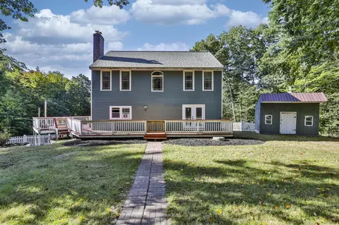 21 Smith Rd, Chester, NH 03036