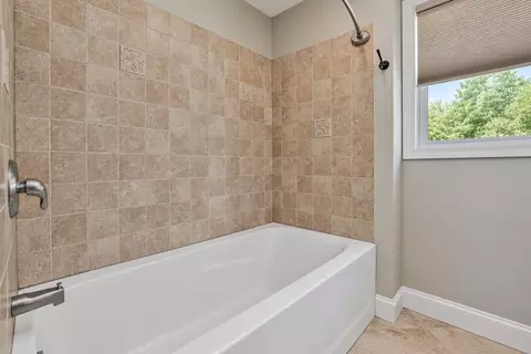 Bath - 95 Hooksett Rd, Auburn, NH 03032 photo 5 of 6