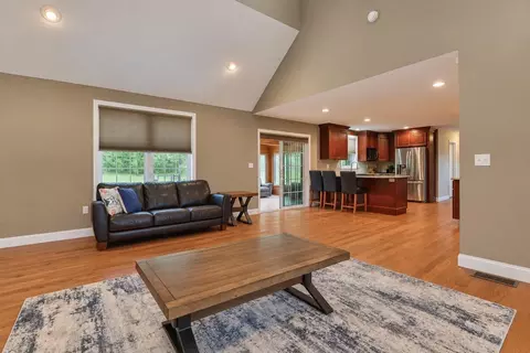Living - 95 Hooksett Rd, Auburn, NH 03032 photo 1 of 4