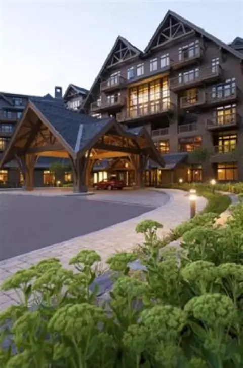 7412 Mountain Rd #325, Stowe, VT 05672