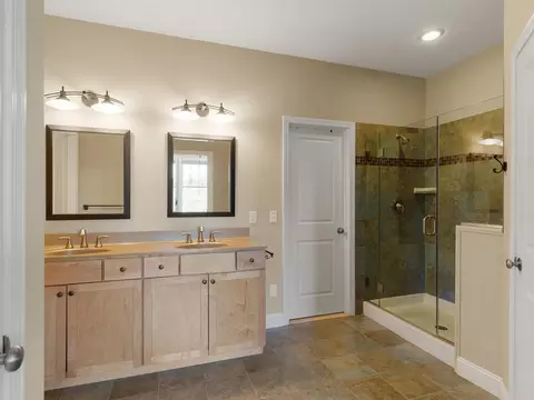 Bath - 70 Dunmore Ln, Williston, VT 05495 photo 1 of 3