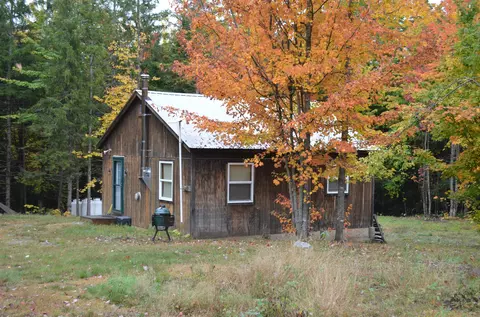 205 Deer Ridge Rd, Newark, VT 05871