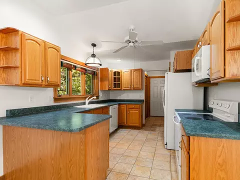 Kitchen - 398 Bittersweet Cir, Williston, VT 05495 photo 1 of 4