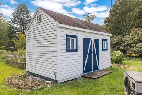 Exterior - 2 Barnes Dr, Stratham, NH 03885 photo 12 of 15