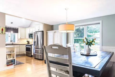 Dining - 2 Barnes Dr, Stratham, NH 03885 photo 2 of 2