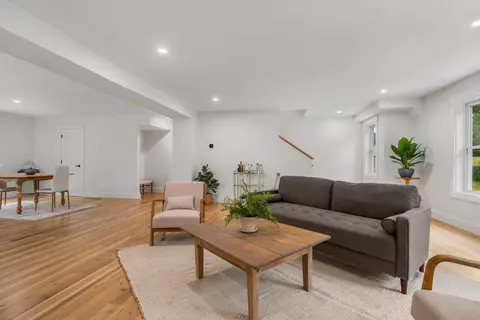 Living - 102 Jenness Rd #C, Epping, NH 03042 photo 4 of 4