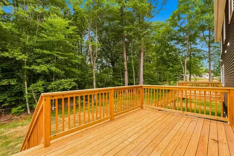 Exterior - 102 Jenness Roa Rd #D, Epping, NH 03042 photo 2 of 7