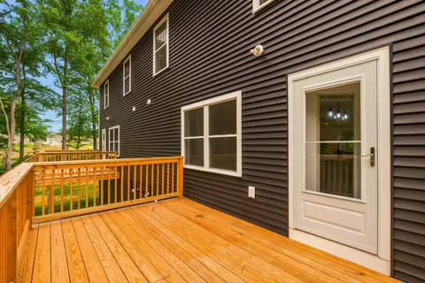 Exterior - 102 Jenness Roa Rd #D, Epping, NH 03042 photo 4 of 7