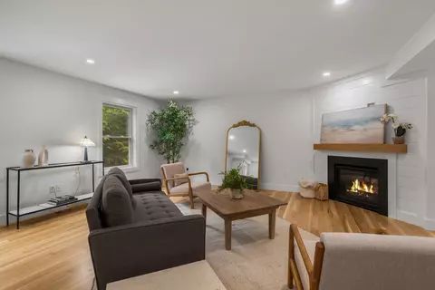 Living - 102 Jenness Roa Rd #D, Epping, NH 03042 photo 3 of 4