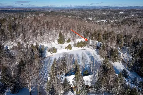 81 Pond View Rd, Winhall, VT 05340