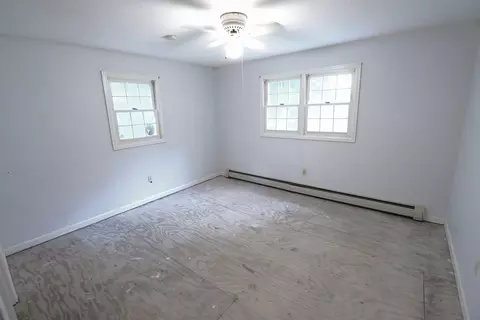 Bedroom - 228 Yantz Hill Rd, Williston, VT 05495 photo 5 of 7