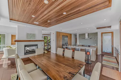 Dining - 209 Ledgewood Dr, Bethlehem, NH 03574 photo 4 of 5