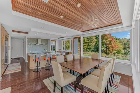 Dining - 209 Ledgewood Dr, Bethlehem, NH 03574 photo 3 of 5