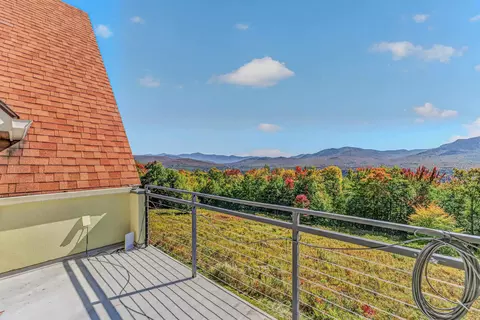 Exterior - 209 Ledgewood Dr, Bethlehem, NH 03574 photo 9 of 11